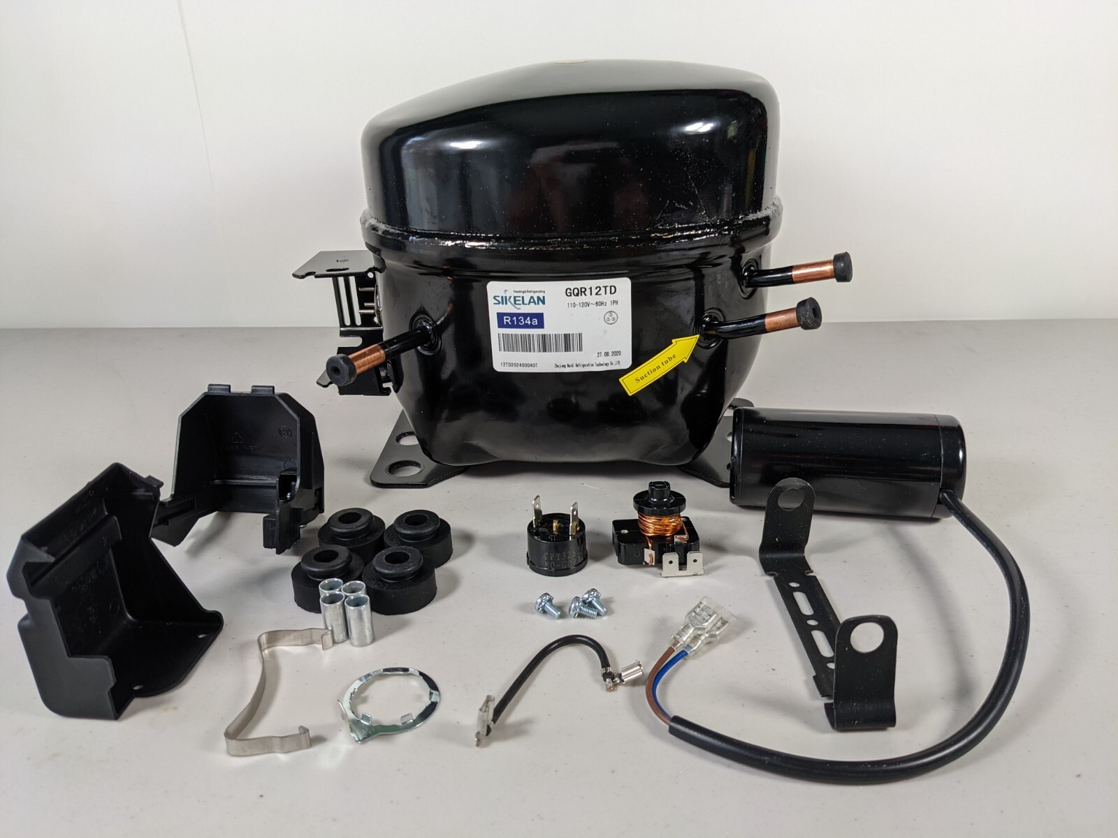 Sikelan GQR12TD Refrigeration Compressor 1/3HP 4521BTU 110-120V R134a HBP