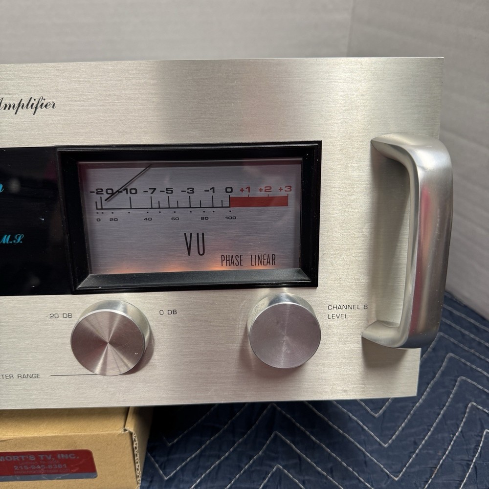 PHASE LINEAR 700B 2-CHANNEL STEREO POWER AMPLIFIER - SERVICED - CLEANED - TESTED