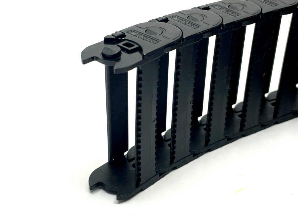 Igus E2-15-50-033-0 Energy Chain 2ft Length