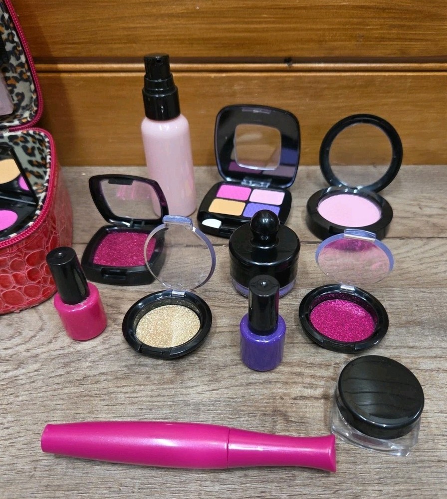 Children’s Makeup Kit & Case Designed For Imaginative Play Includes Items Shown