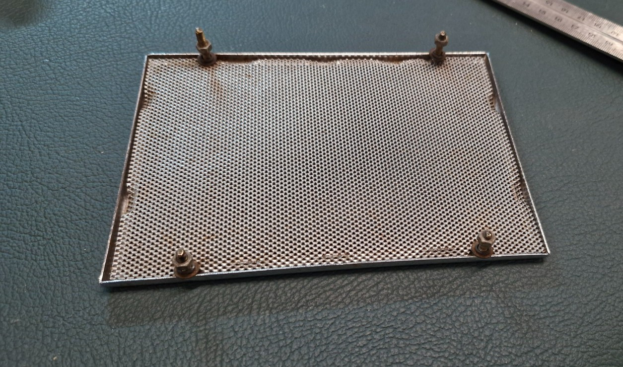 Classic car chrome speaker grill