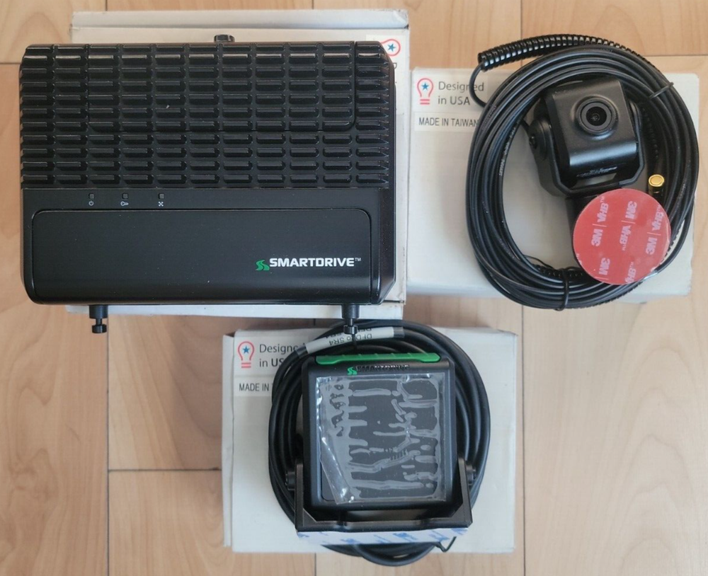 Omnitracs SmartDrive SmartRecorder4 Kit SR4 Controller Camera and Driver Device
