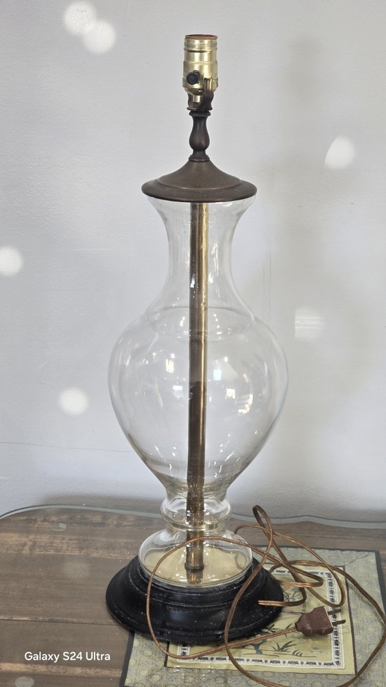 Vintage MCM Thick Hand Blown Clear Glaas Urn Table Lamp
