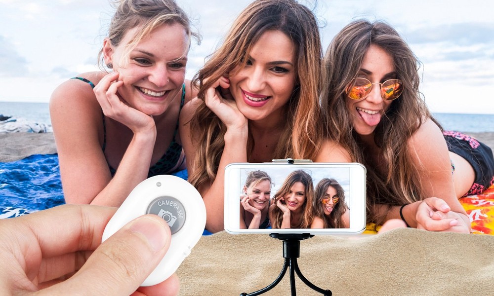 Wireless Bluetooth Camera Shutter Remote Control for iPhone Android Phone Selfie