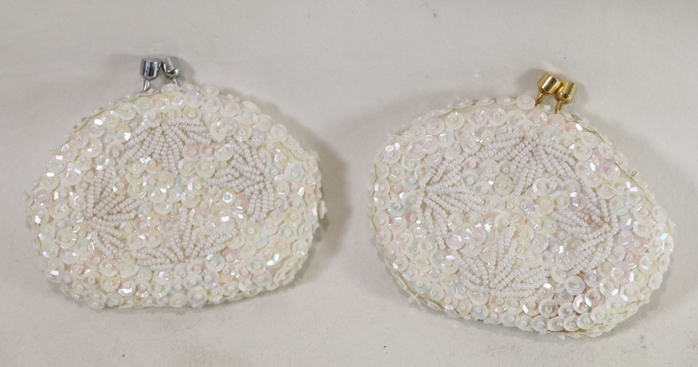 Small Clear Beads White Change Purse