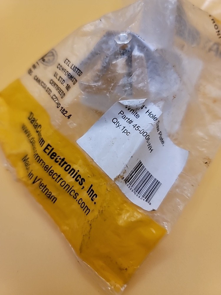 Data Comm Electronics Hole Saw Brush Wall Plate 2x2" Wall Cable Pass Through Pla