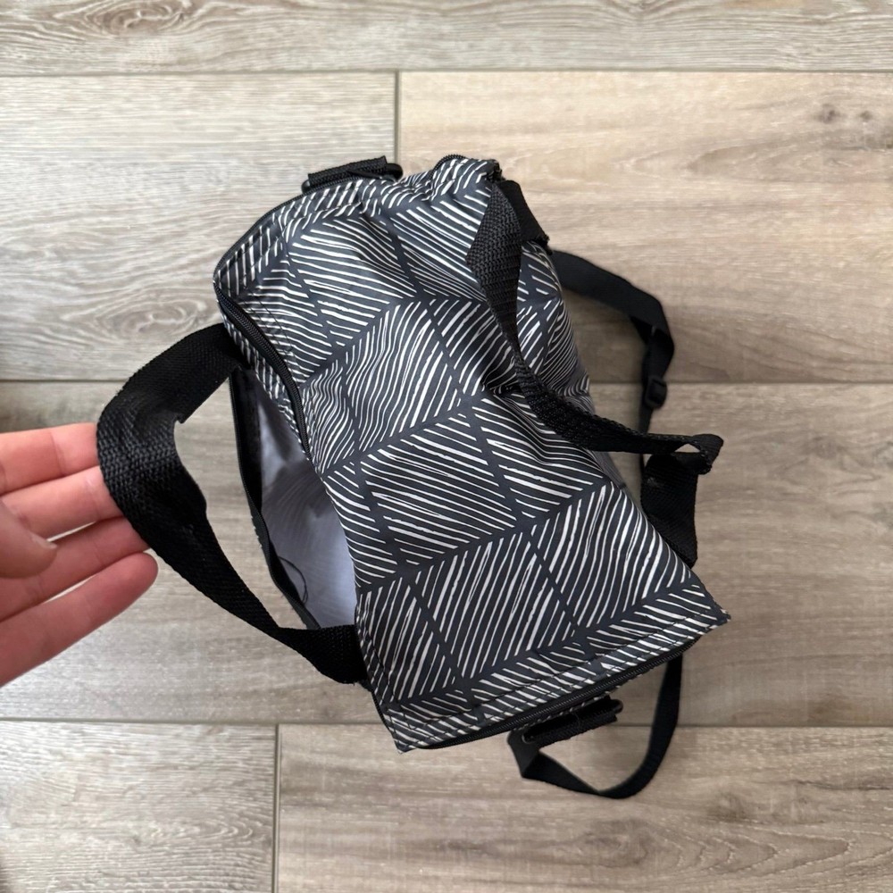 Thirty-One Zip Top Lunch Bag
