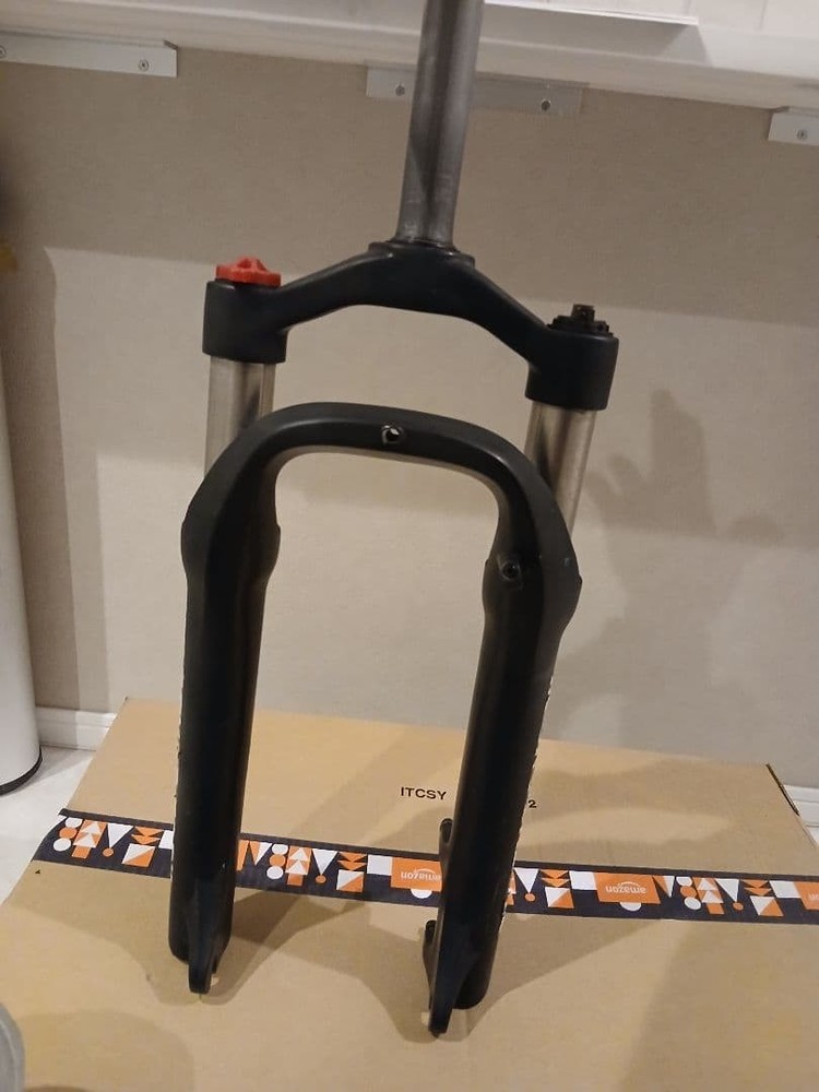 20x4,0 inch bicycle fork