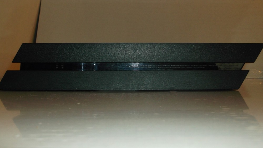 PS4 FAT CONSOLE WITH CONTROLLER