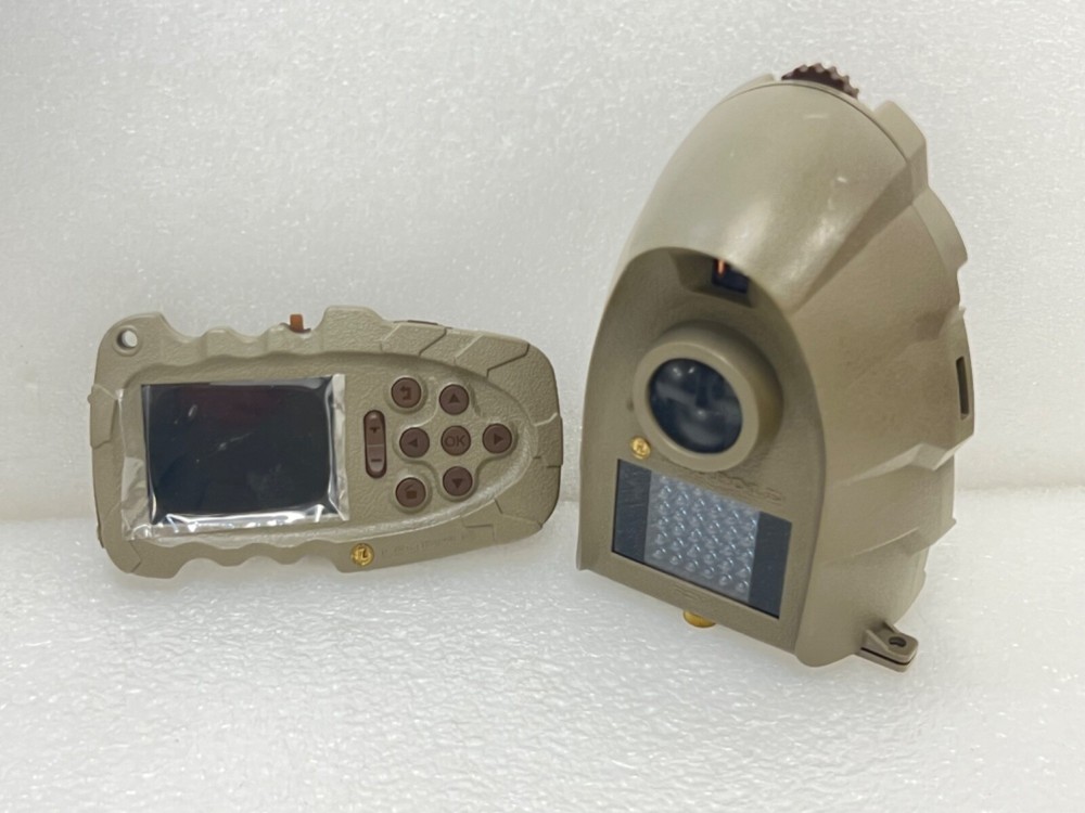 Leupold RCX-1 Game Trail Camera Controller and Camera Included - Great Condition