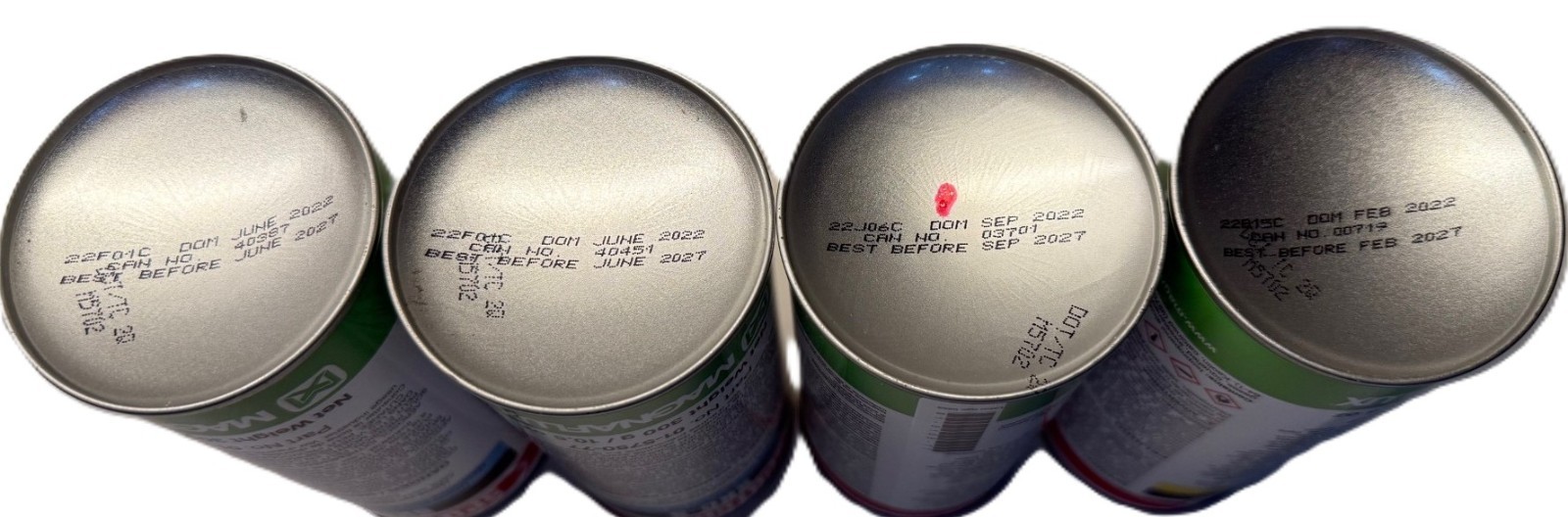 New MAGNAFLUX VISIBLE PENETRANT TESTING KIT (total of 4 cans)