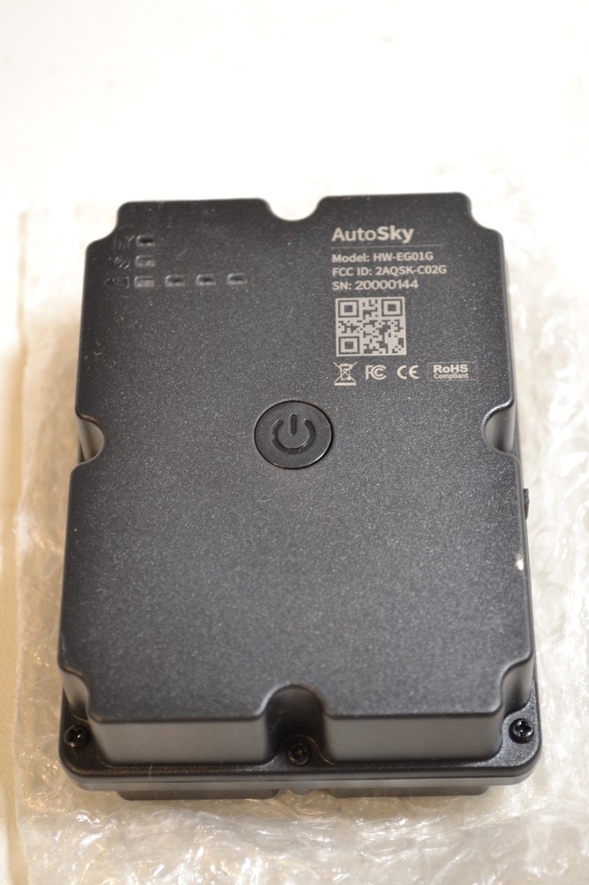 AutoSky GPS Tracker - Small Portable Model: HW-EG01G