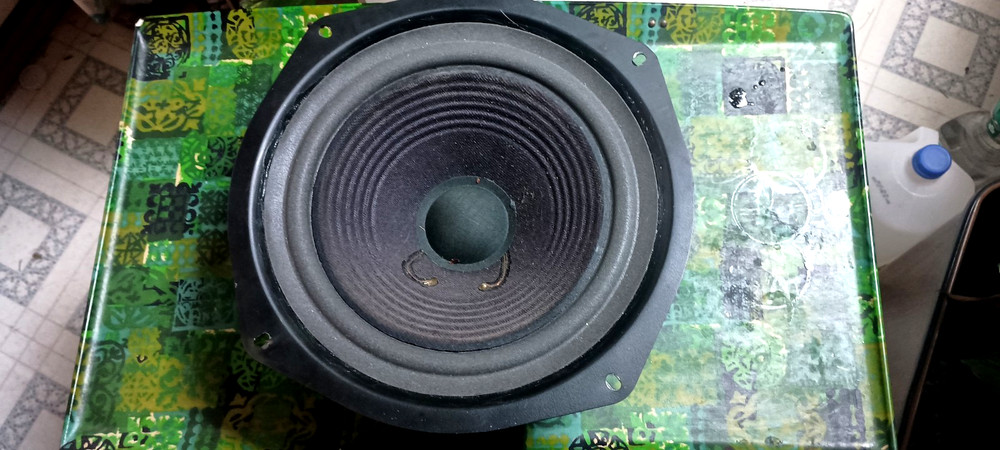 Large Advent Speaker Woofer Refoamed