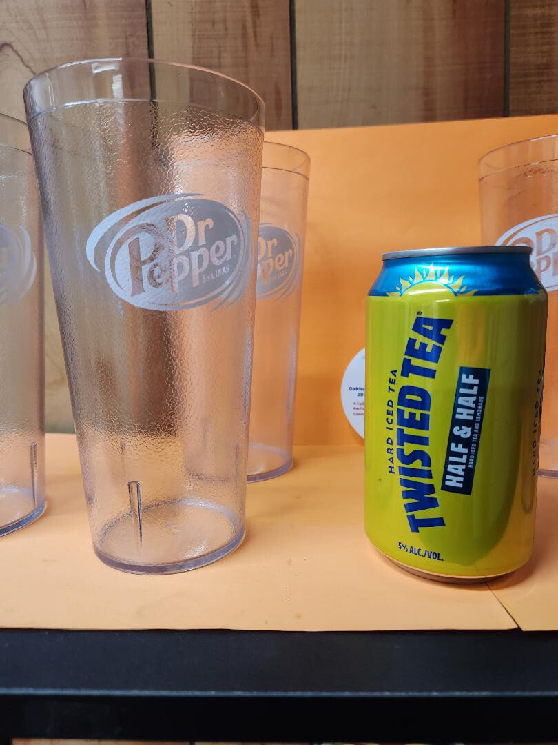 Dr Pepper Collectible 24oz Plastic Cup Set (6) NEW