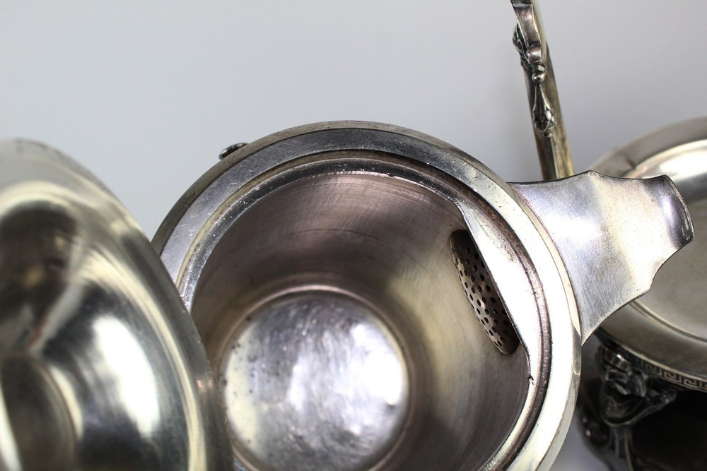 1850s Porter Brit. & Plate Co. Silver Plated Ornate LG Tea Pot Tilting Pitcher