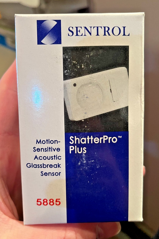 Sentrol 5885-W ShatterPro Plus, motion sensitive acoustic glass break sensor