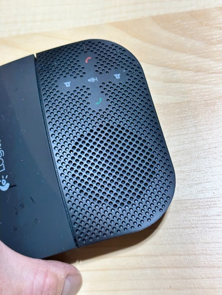 Logitech Mobile Speakerphone P710e