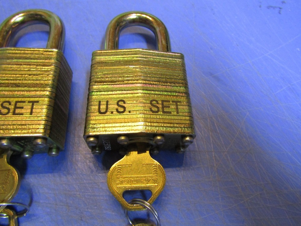 4 Master Lock DG Padlock US SET Keyed Different Hardened Key retained when open