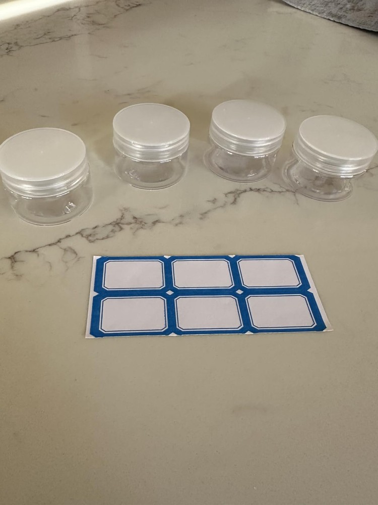 4 Pack 30ml Travel Cream Jars Leakproof Refillable Empty Containers with Labels