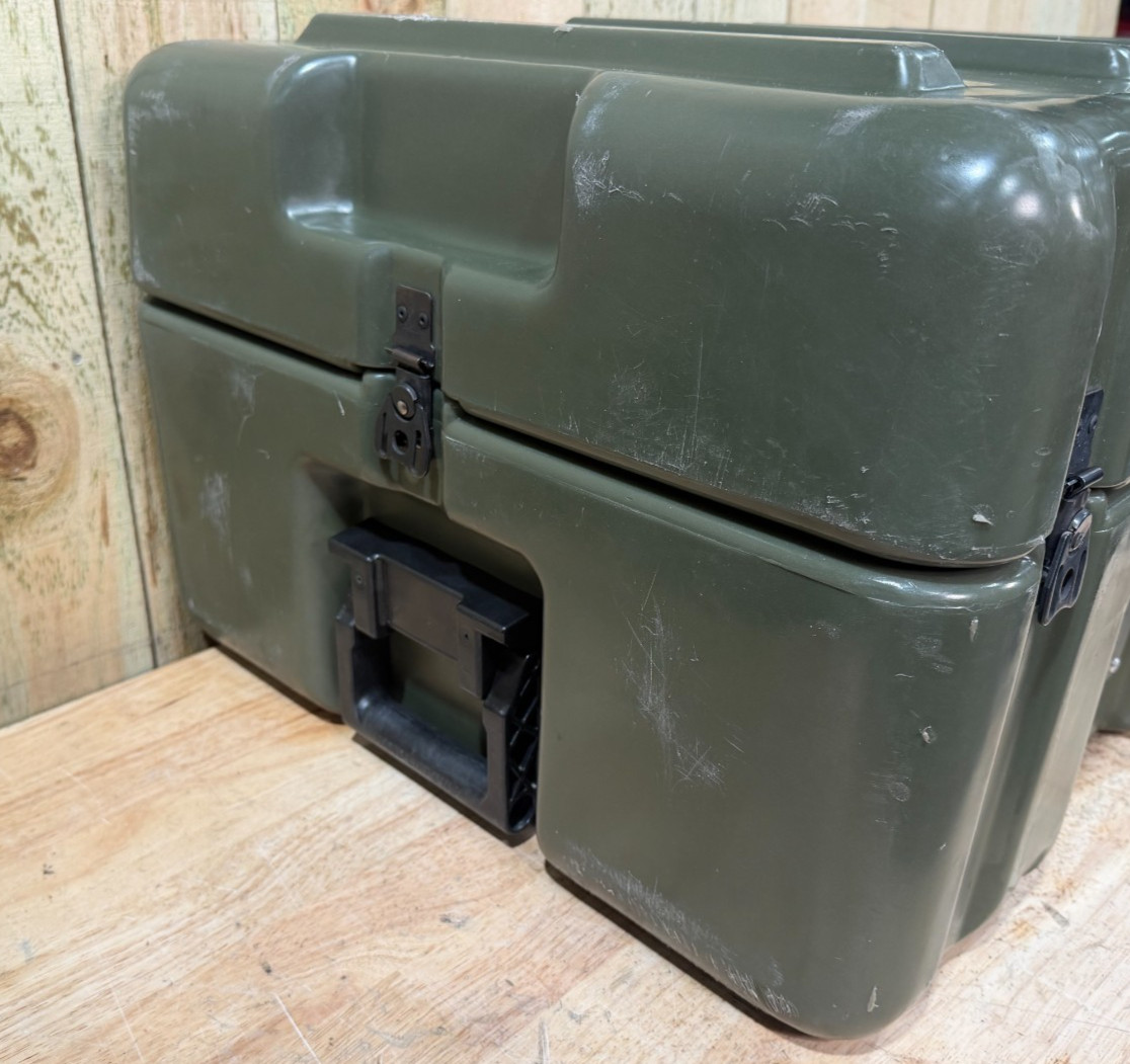 Pelican Hardigg Footlocker Green Case 31x21x15 Military Medic Waterproof