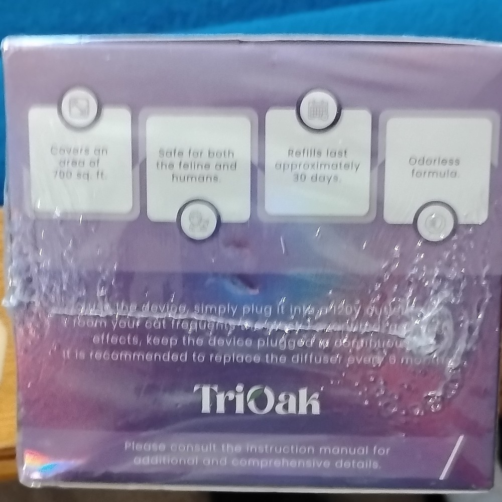 TriOak Calming Pheromone Diffuser Kit for Cats 2 Diffusers & 2 Refills