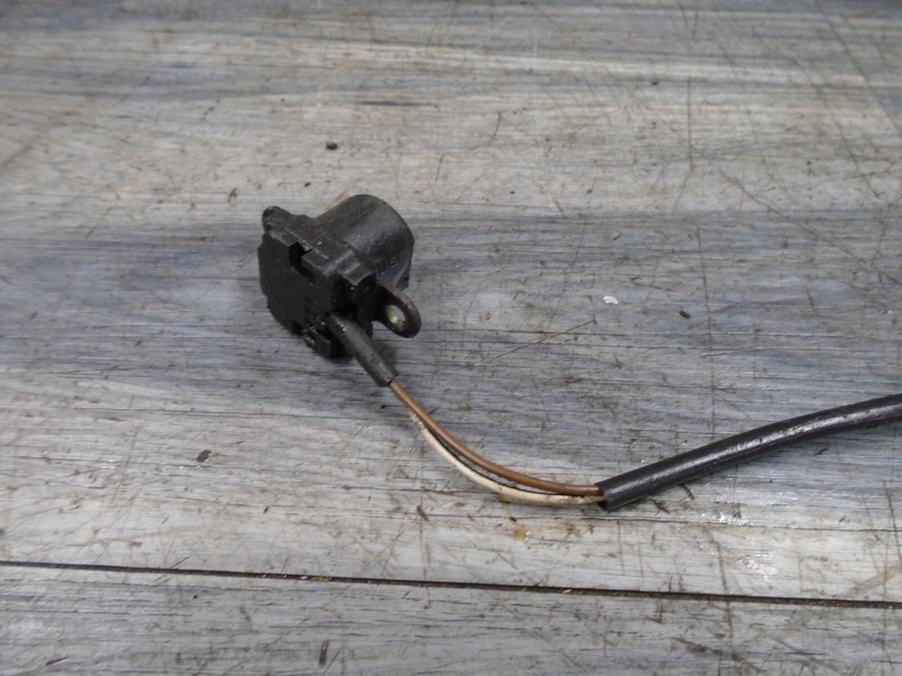 1996 96 Arctic Cat EXT 580 Snowmobile Engine Pickup Sensor #2