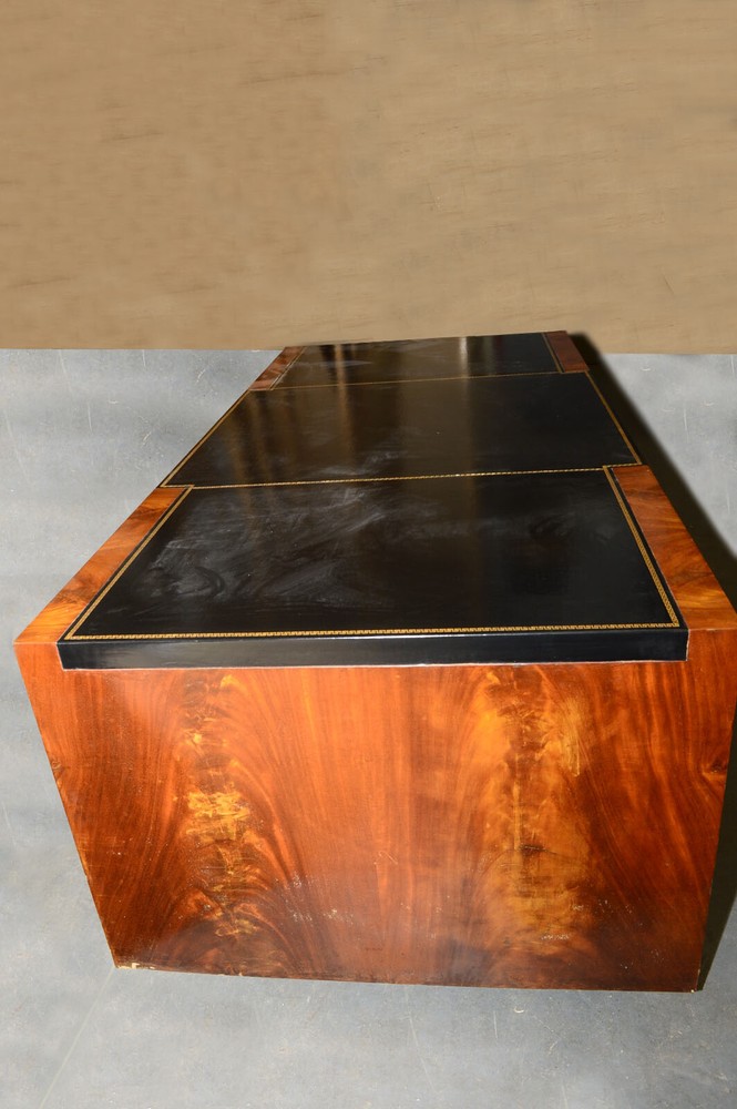 Art Nuevo Desk