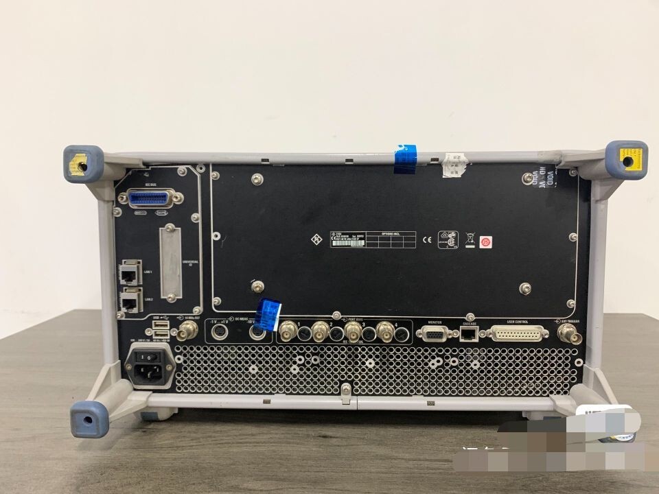 R&S Rohde & Schwarz ZVB8 Vector Network Analyzer 4 - Port