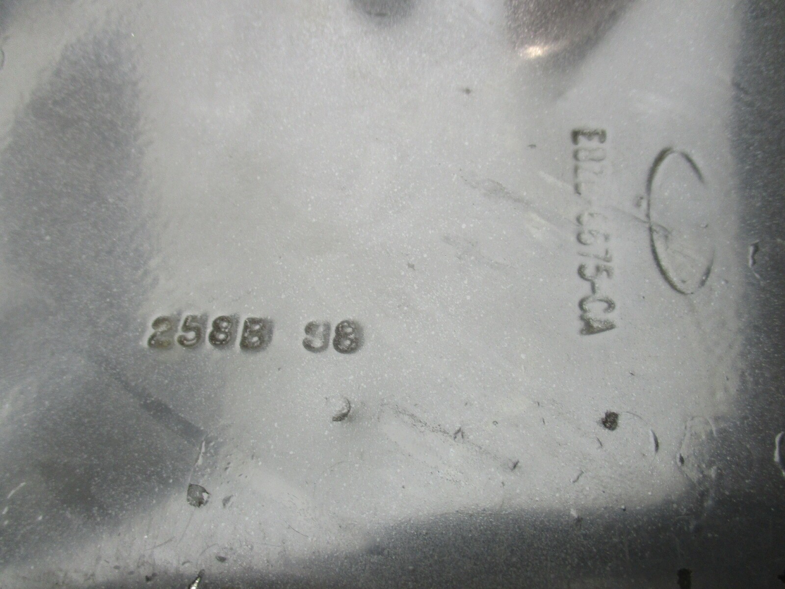 0984879 OMC Cobra Ford 2.3L Stern Drive Oil Pan 0988183 1987-1988