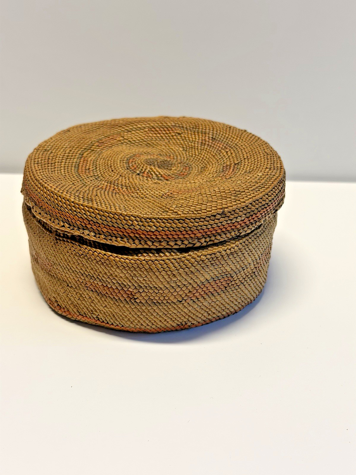 Antique Native American Indian Makah Lidded Woven Basket; Late 1890's; Lot #G7