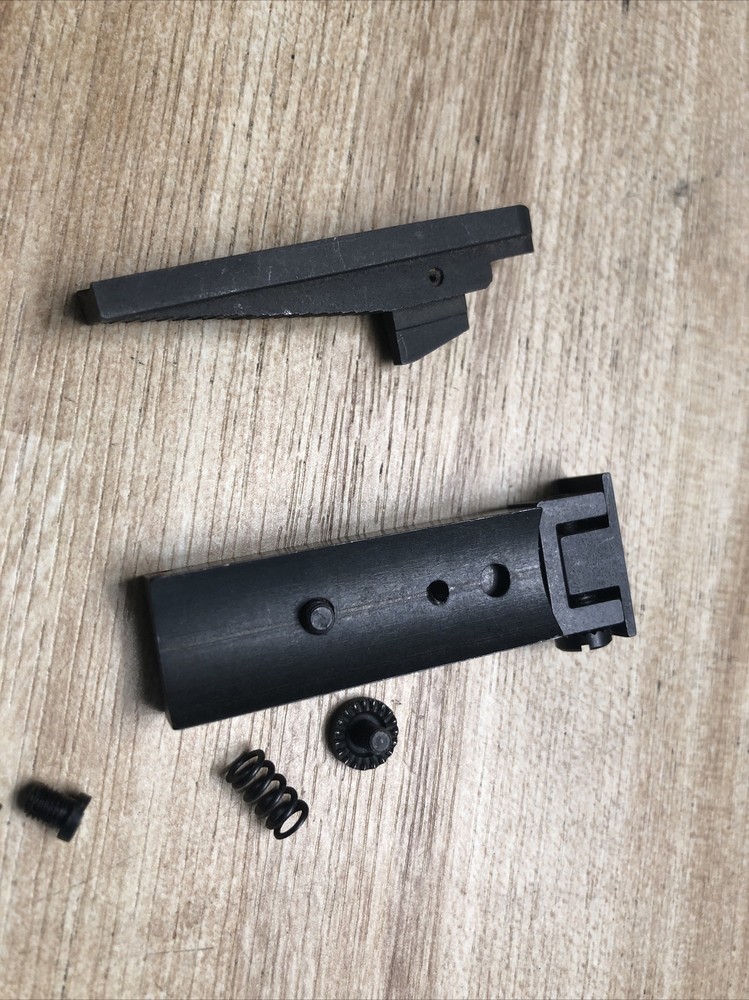 Thompson Center - CVA type REAR SIGHT w/elevation Screw and front