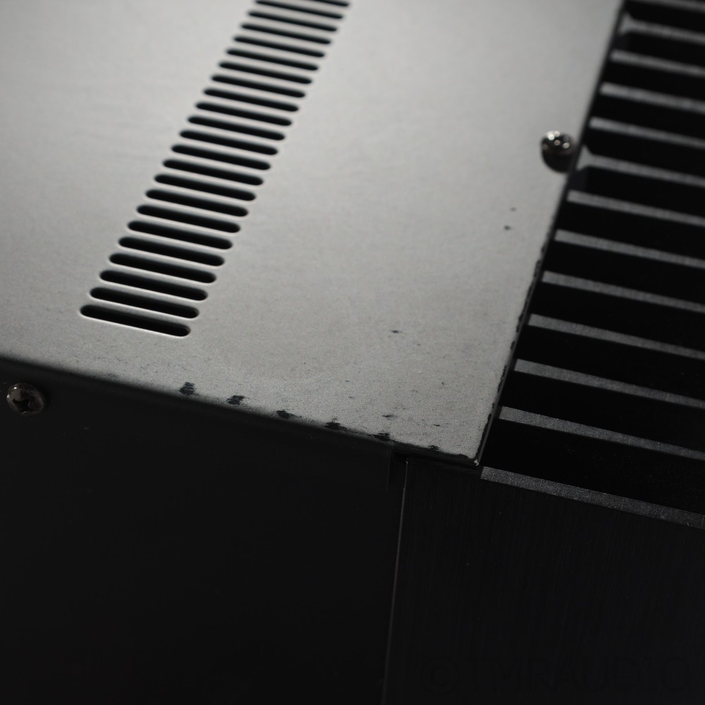 McIntosh MC302 Stereo Power Amplifier