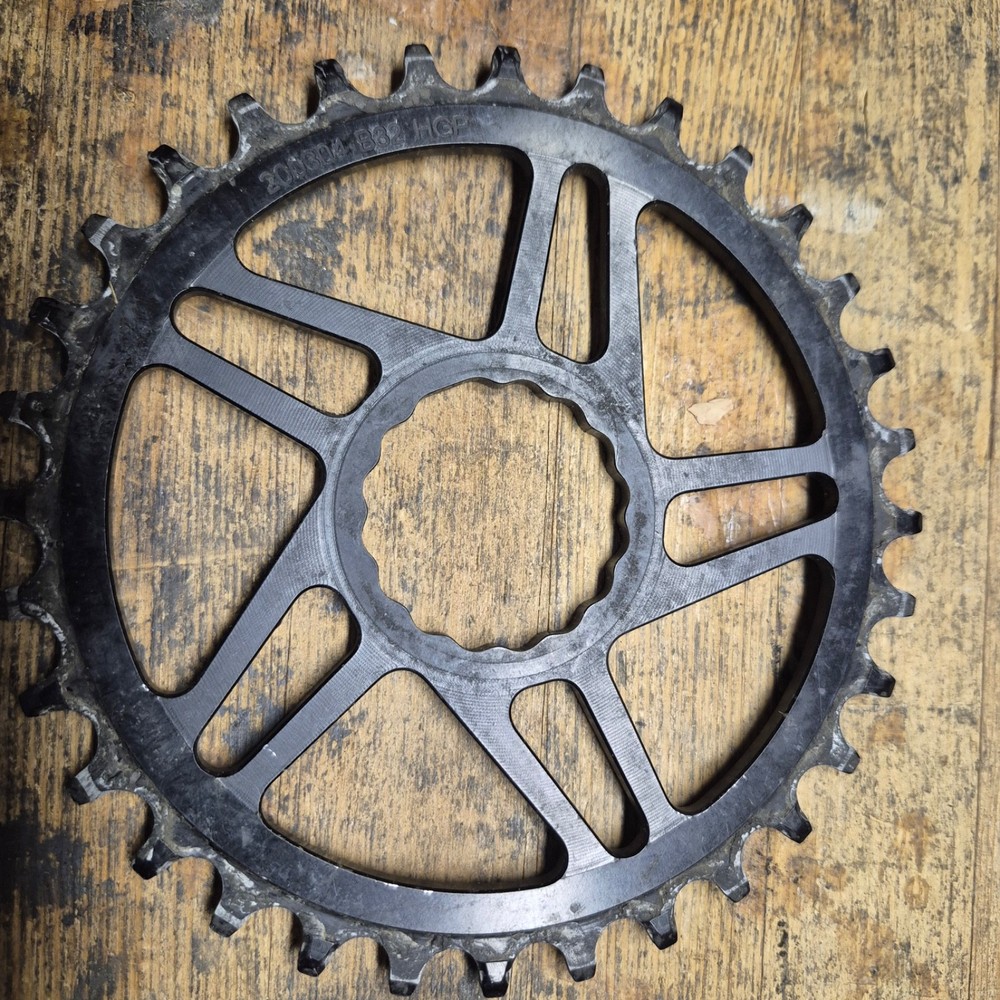 Wolf Tooth Drop Stop 32 t chainring
