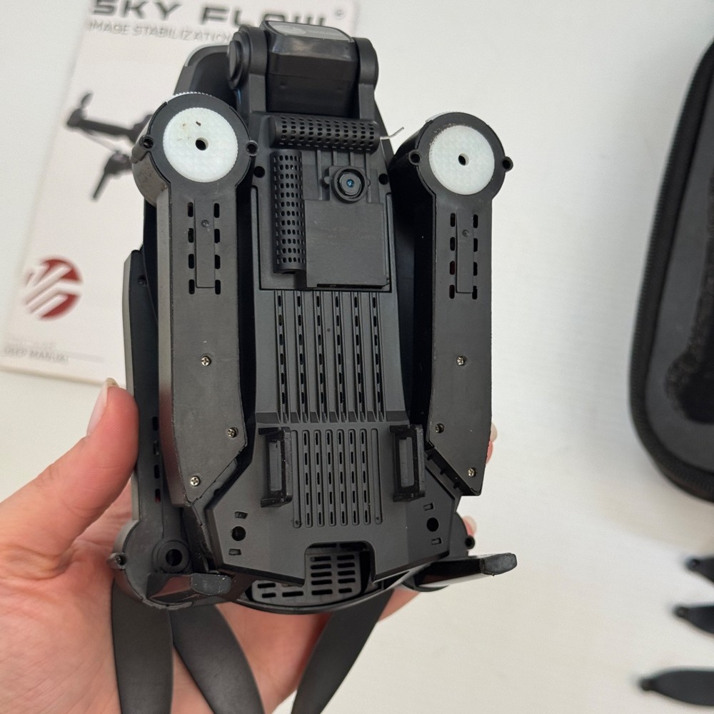 Sky Flow 4K Aerial Camera Drone Image Stabilization & Carrying Case