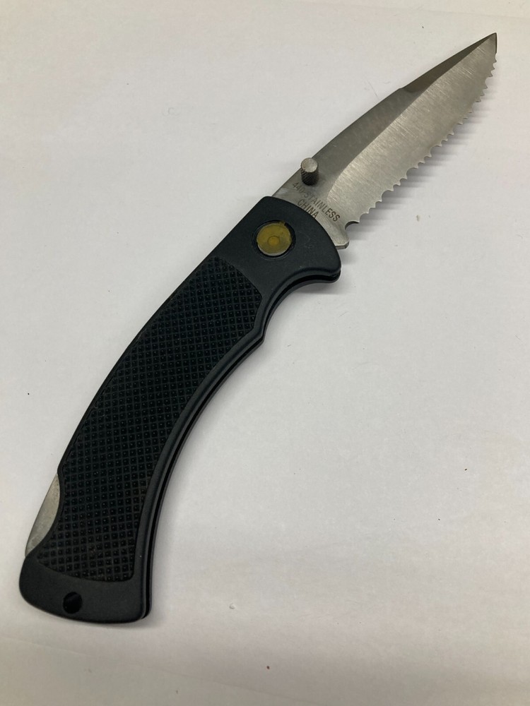 Master Black Tactical Lockback Serrated Edged Folding Knife D1-03A