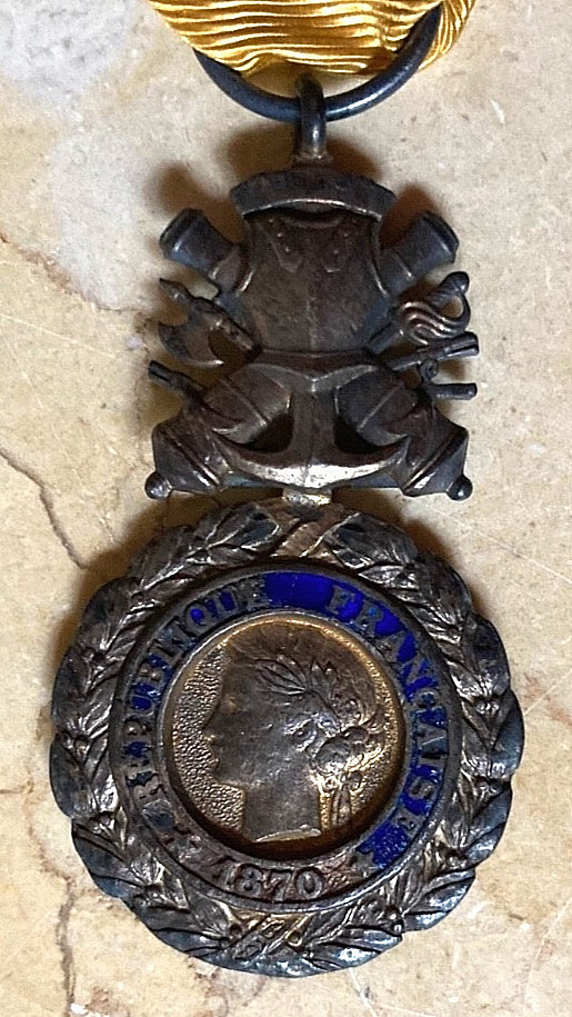 ORIGINAL! WW1 FRENCH MILITARY MEDAL