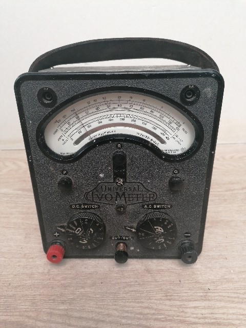 Vintage Avometer Model 40 Universal - Black - Unit Only * Untested *