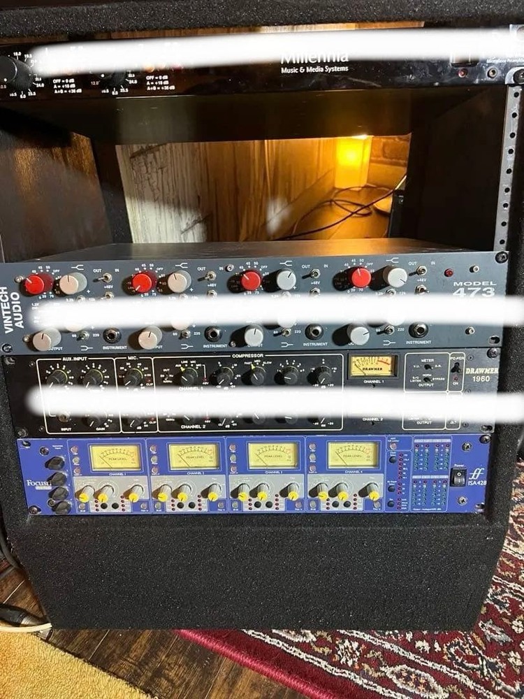 FOCUSRITE ISA 428 Mic Preamp Early Model