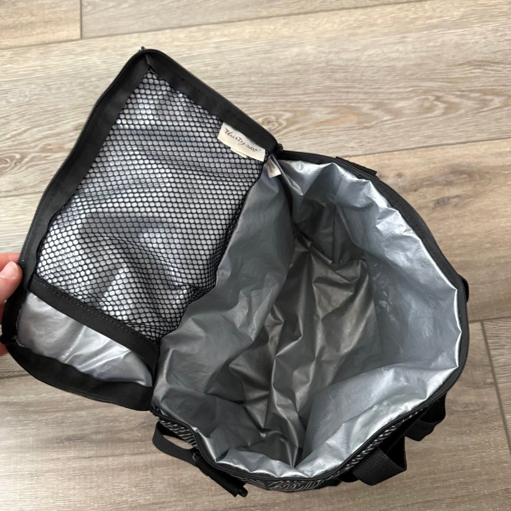 Thirty-One Zip Top Lunch Bag