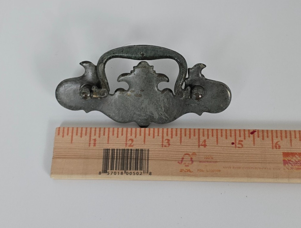 Vintage Drawer Hardware Lot – Fleur de Lis Pulls & Knobs – Mixed Sizes