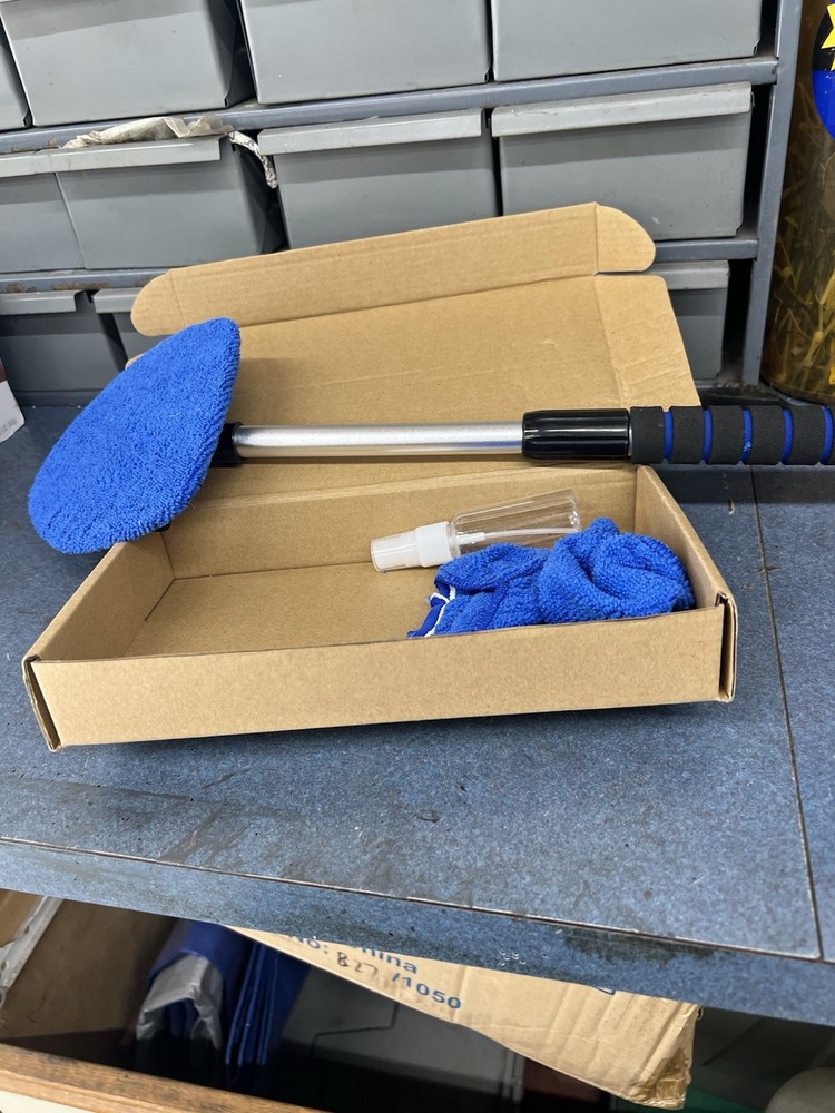 Gven Windshield Cleaning Tool