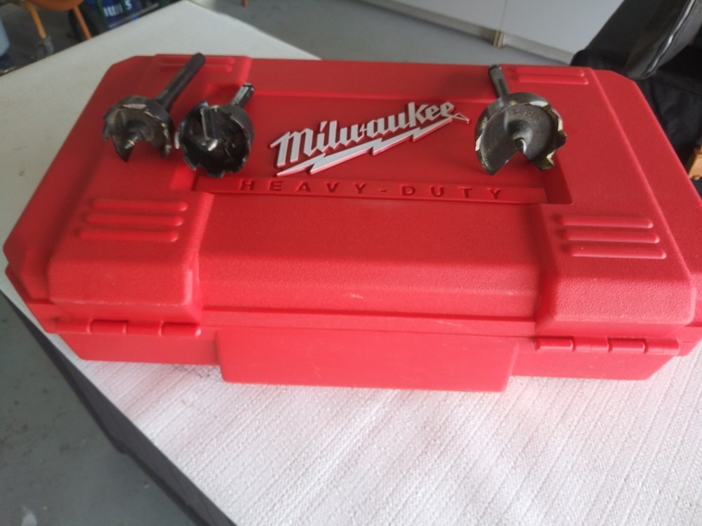 Milwaukee 1/2in Right Angle Drill Kit, 3107-6 variable speed, forward, reverse