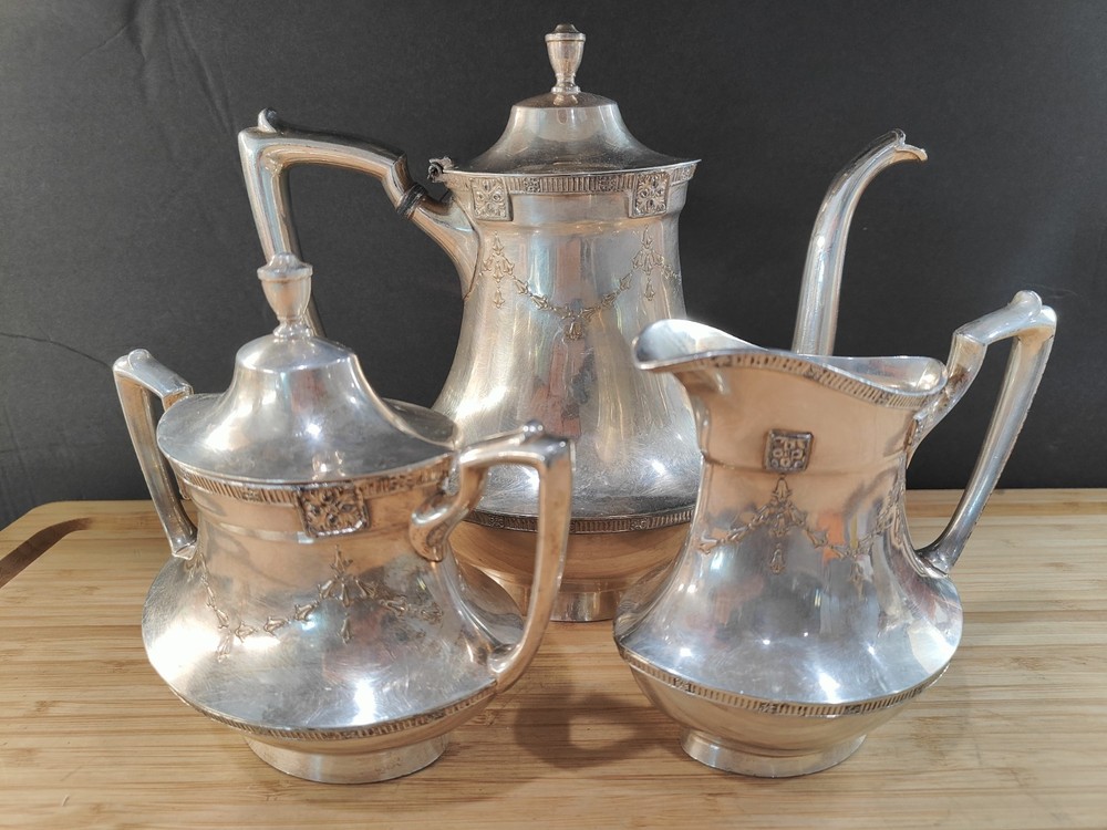 Vintage Silver Plate Coffee/Tea Service Set Art Deco Pattern