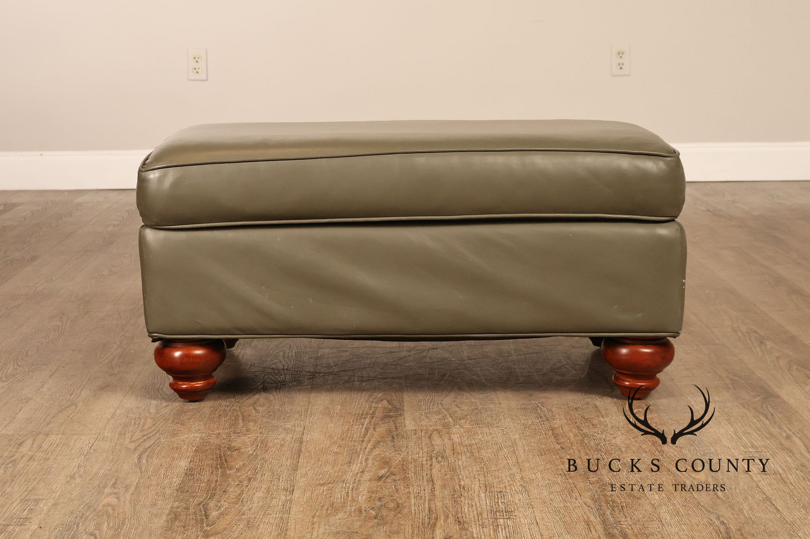 Ethan Allen Traditional Leather Ottoman