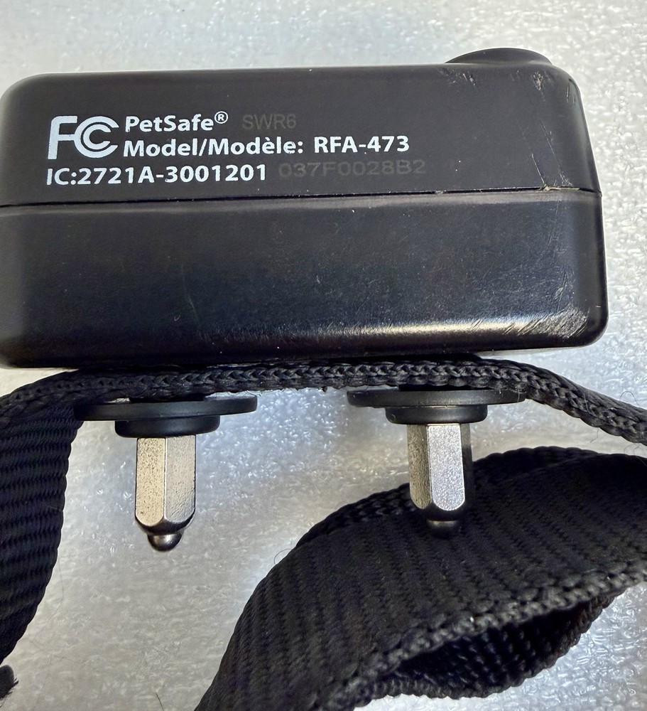 PetSafe Wireless Collar & Remote Control Large. RFA473 & RFA467. Needs Battery.