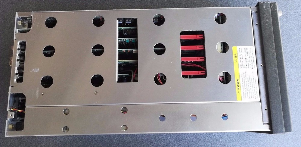Leader LV 5700A Waveform Vector Multi SDI Monitor