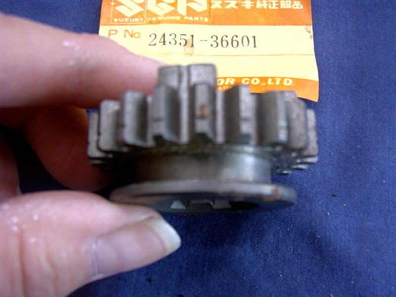 SUZUKI GEN NOS GEAR 24351-36601