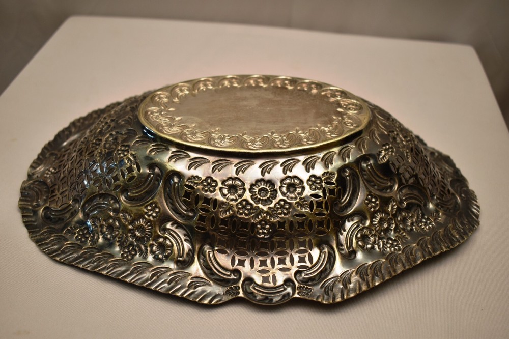 Antique William Briggs Sheffield Silver Plate Ornate Bowl Pierced Floral Design
