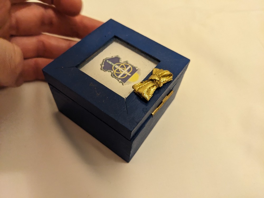 2,75" blue gift box with removable photo window