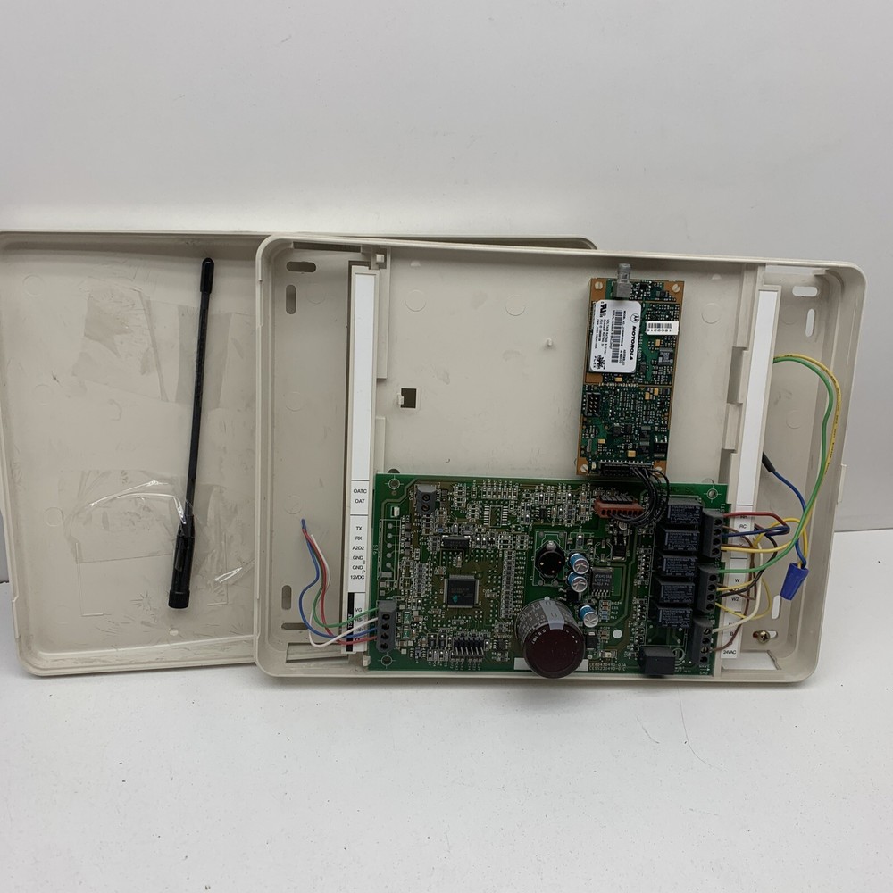 Carrier TCHCCPUISA-SCEC 997-970210-3 Programmable EMI Thermostat with Receiver
